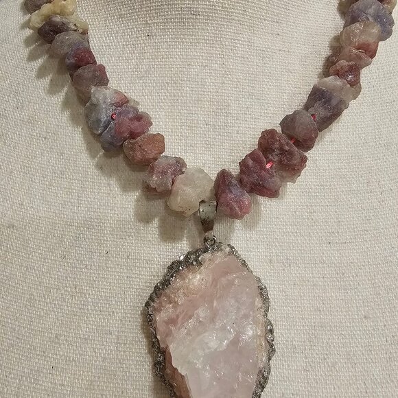 Rose Quartz and Silver Pendant Necklace - Picture 3 of 8